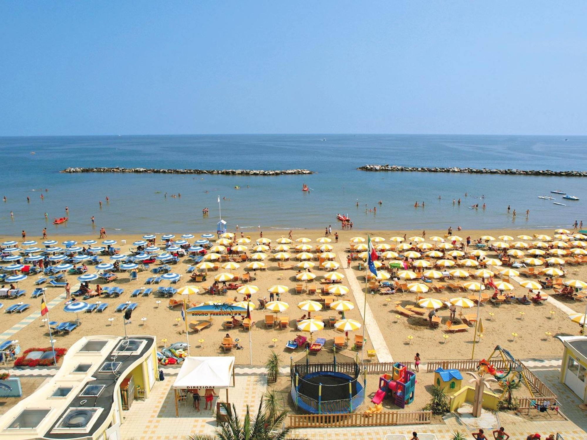 Hotel Continental Bellaria-Igea Marina Exterior photo